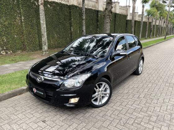 HYUNDAI I30 2.0 MPI 16V GASOLINA 4P MANUAL HYUNDAI I30 2.0 MPI 16V GASOLINA 4P MANUAL
